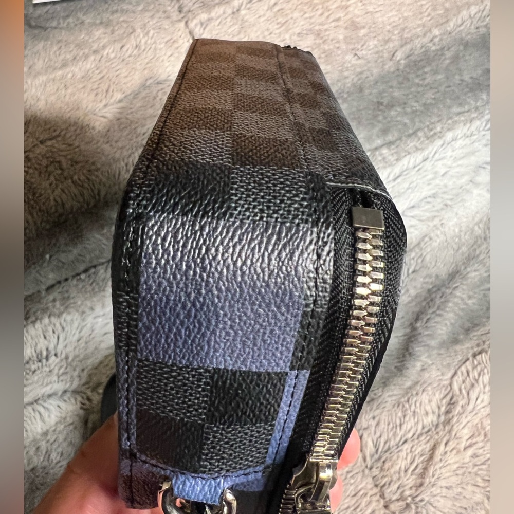 ‼️SOLD‼️Limited Edition Alpha Graphite UNISEX Bumbag💙🖤💙 - Picture 11 of 16